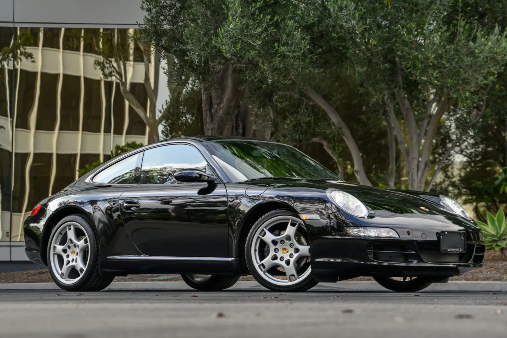14k-Mile 2006 Porsche 911 Carrera Coupe