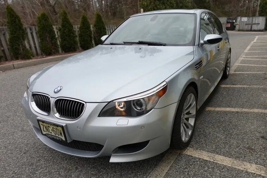 2007 BMW M5 6-Speed