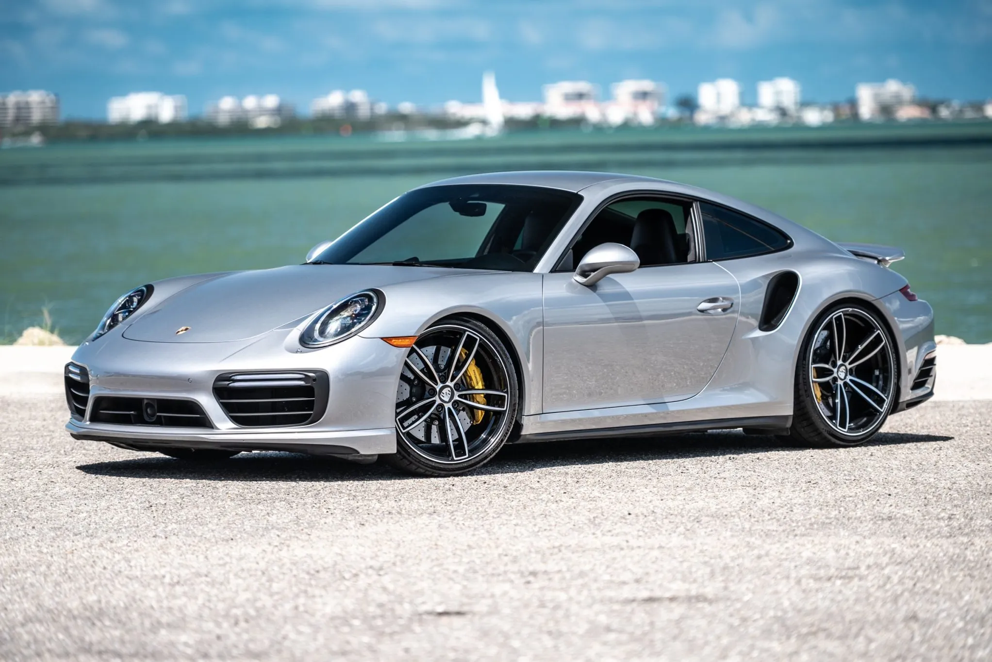 2017 Porsche 911 Turbo S Coupe