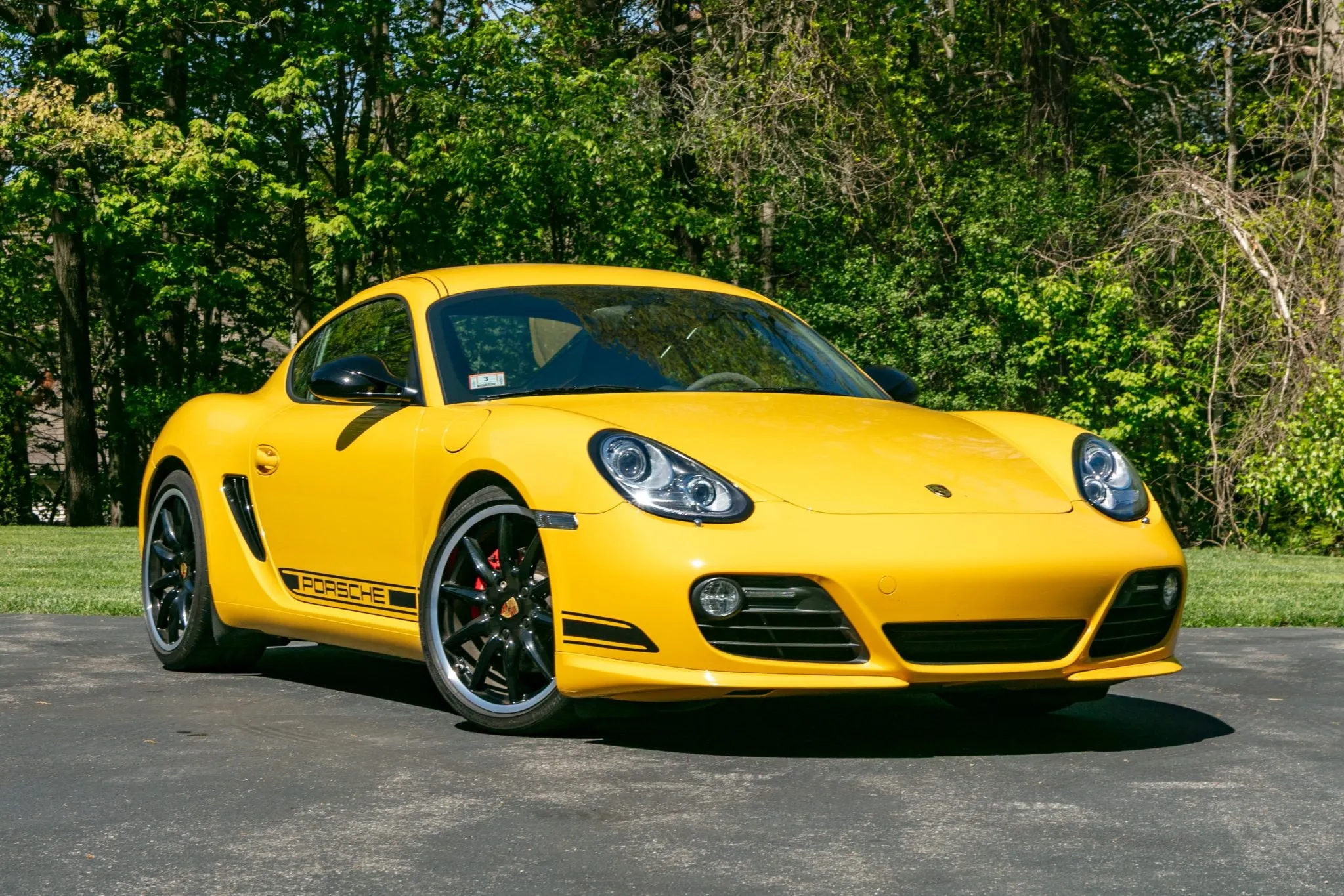 No Reserve: 22k-Mile 2012 Porsche Cayman R 6-Speed