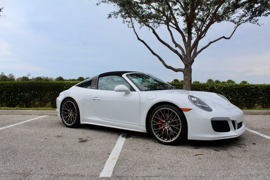 2018 Porsche 911