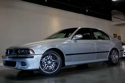 2002 BMW M5 Base