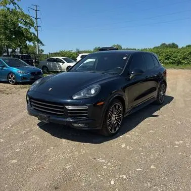 2016 Porsche Cayenne GTS