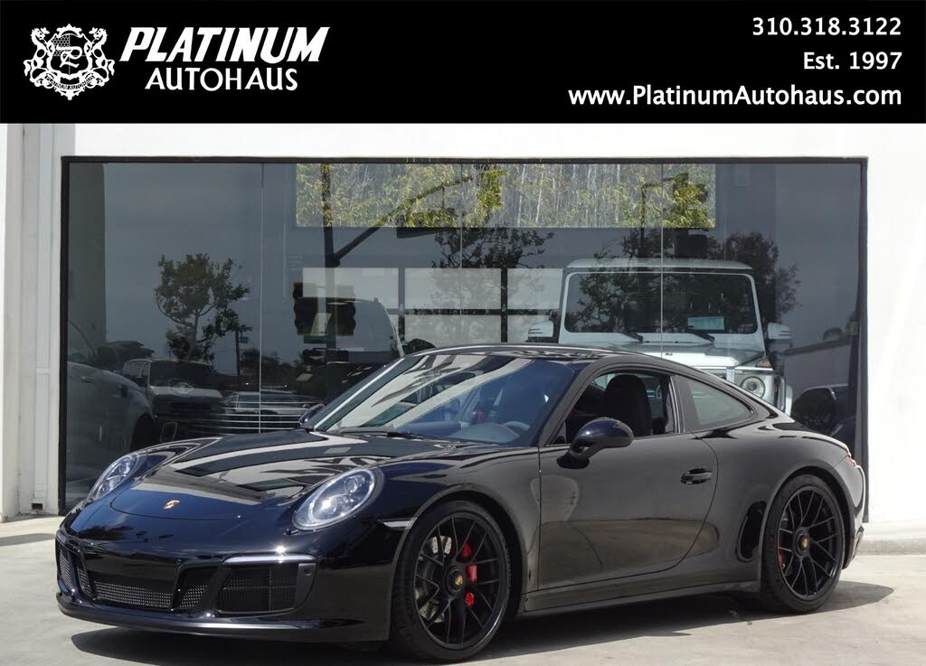 2017 Porsche 911 Carrera GTS Coupe RWD