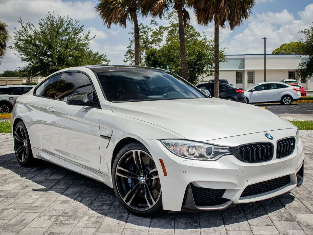 2015 BMW M4 Coupe RWD
